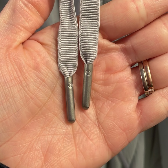 Lululemon Dance Studio Crop *25" in Silver Drop - Picture 4 of 7